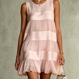 Abito Mini in Chiffon Pieghettato a Strati Rosa Chiaro con Patchwork
