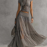 Set Top in Pizzo Grigio e Gonna Maxi Plissettata