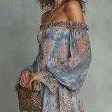 Abito Mini Chiffon Arricciato con Spalle Scoperte e Fiori Romantici