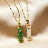 Collana con amuleto di giada