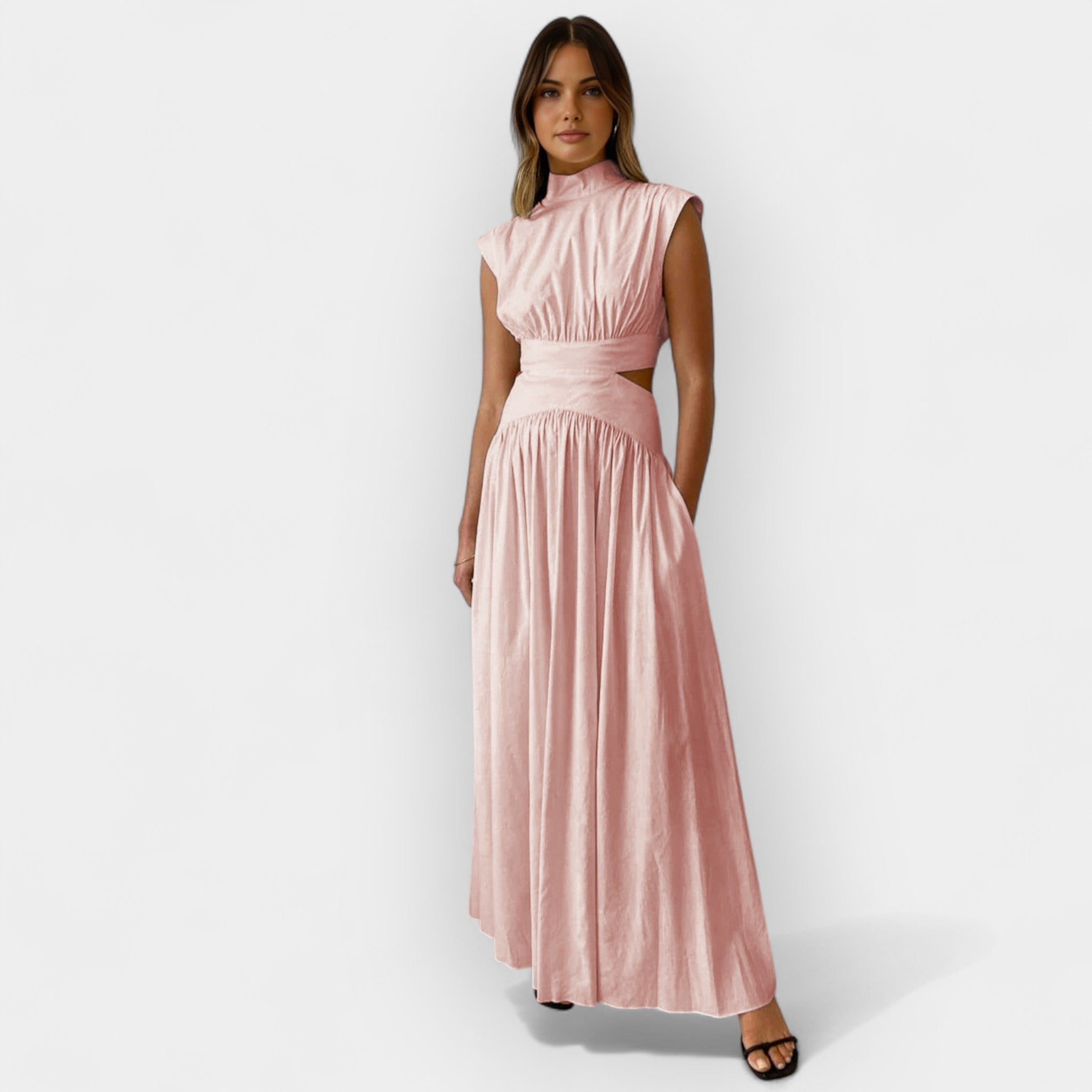 Abiti di stile con cut-out