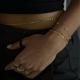 Bracciale dorato dell'amore e dei sentimenti