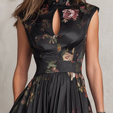 Abito Midi in Satin Pieghettato con Collo a Chiave Nera