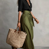 RIVER | Set di Due Pezzi: Top Nero e Gonna Midi Verde Oliva