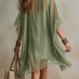 Abito Mini Fluttuante in Chiffon Verde con Scollo a V