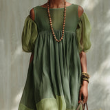 Abito Midi in Chiffon Verde con Spalle Scoperte