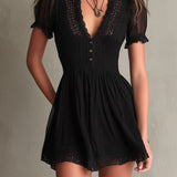 Abito Mini Nero Plissettato con Pizzo