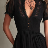 Abito Mini Nero Plissettato con Pizzo