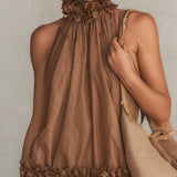 Abito Mini Senza Maniche in Chiffon Marrone con Collo a Halter e Rouches