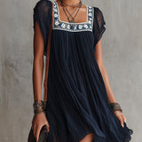 Abito Mini Plissettato in Chiffon Ricamato con Fiori Blu Navy