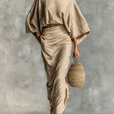 WILLOW | Set di Due Pezzi Beige con Top a Manica A Pipistrello e Gonna Lunga per un'Eleganza Senza Sforzo