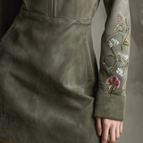 Abito Mini Mezza Zip in Suede Sintetico Ricamato Verde