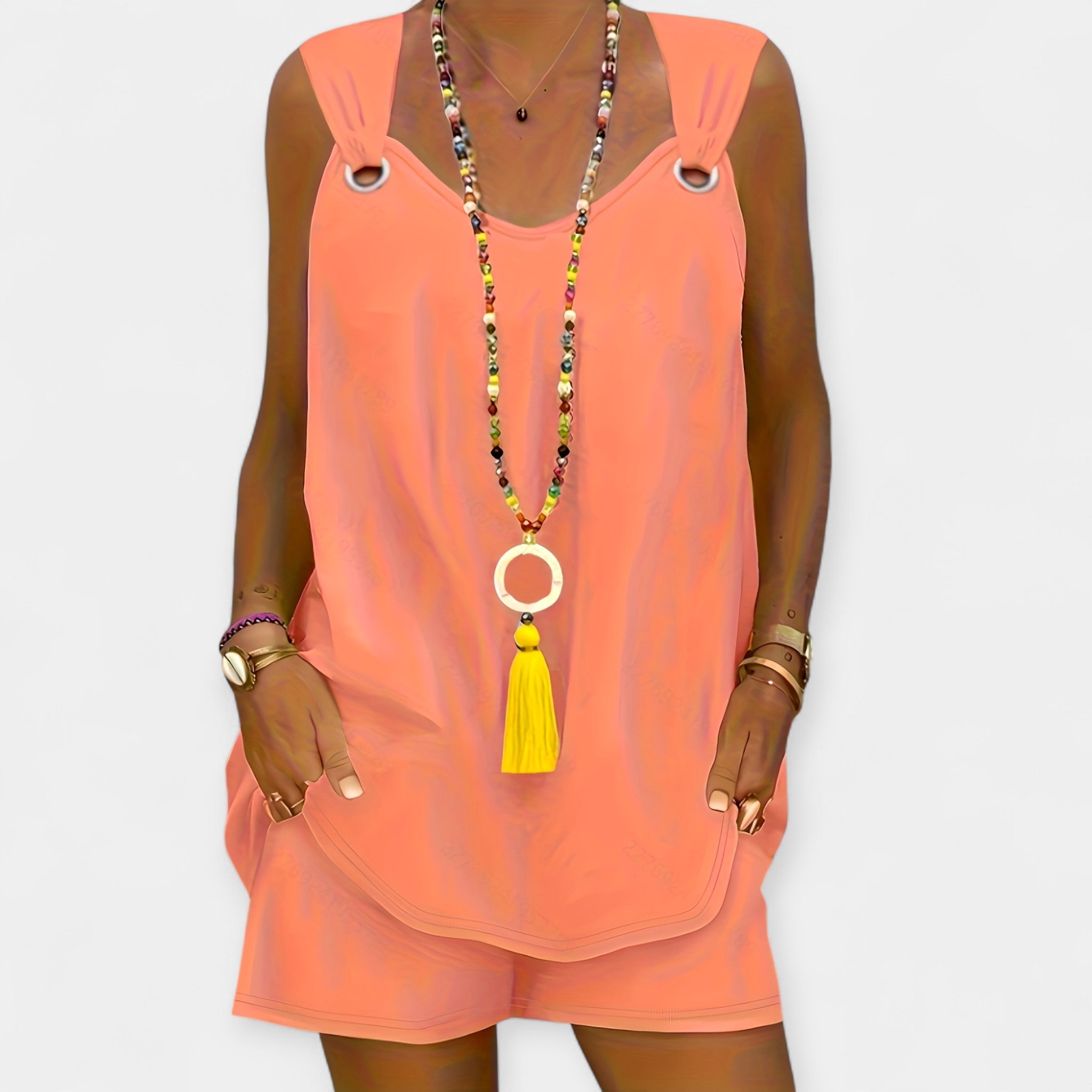 Laura - Completo con blusa senza maniche e shorts