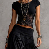 Set Top in Pizzo Nero Trasparente e Gonna Maxi Plissettata