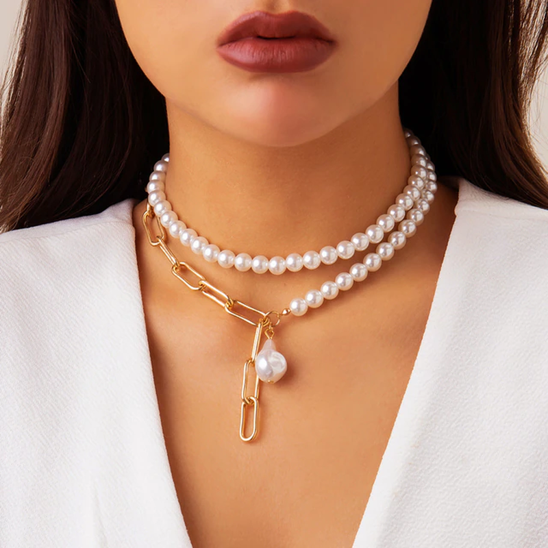 Collana di perle vintage a più fili